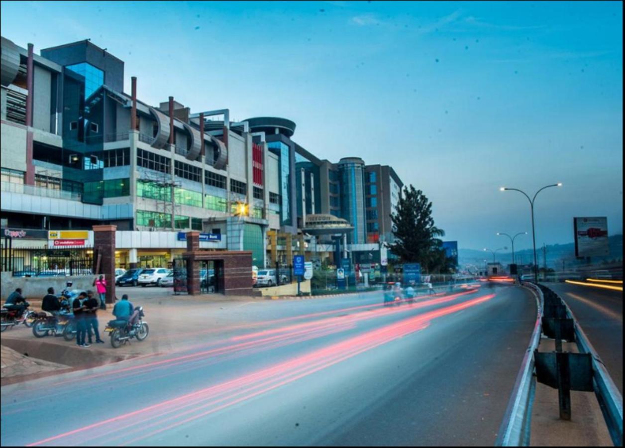 Airport Hotel Entebbe Dış mekan fotoğraf